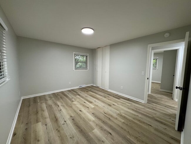 Photo - 2205 Hathaway Dr Unit 2205 Hathaway Dr