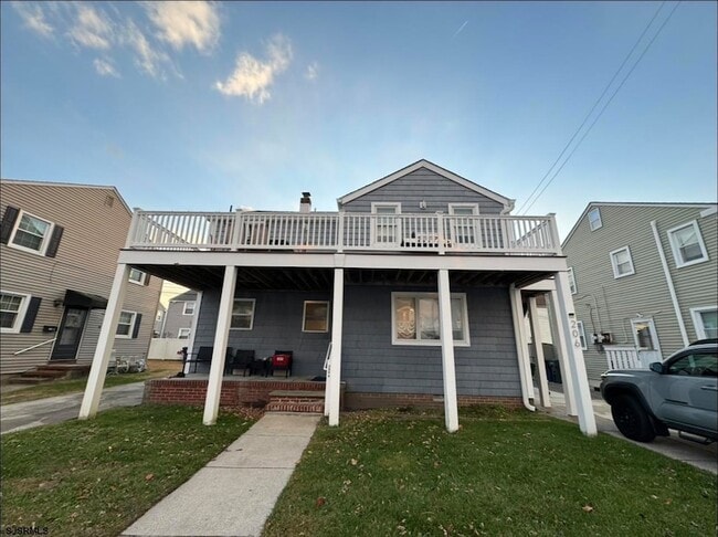 Building Photo - 206 N Wilson Ave
