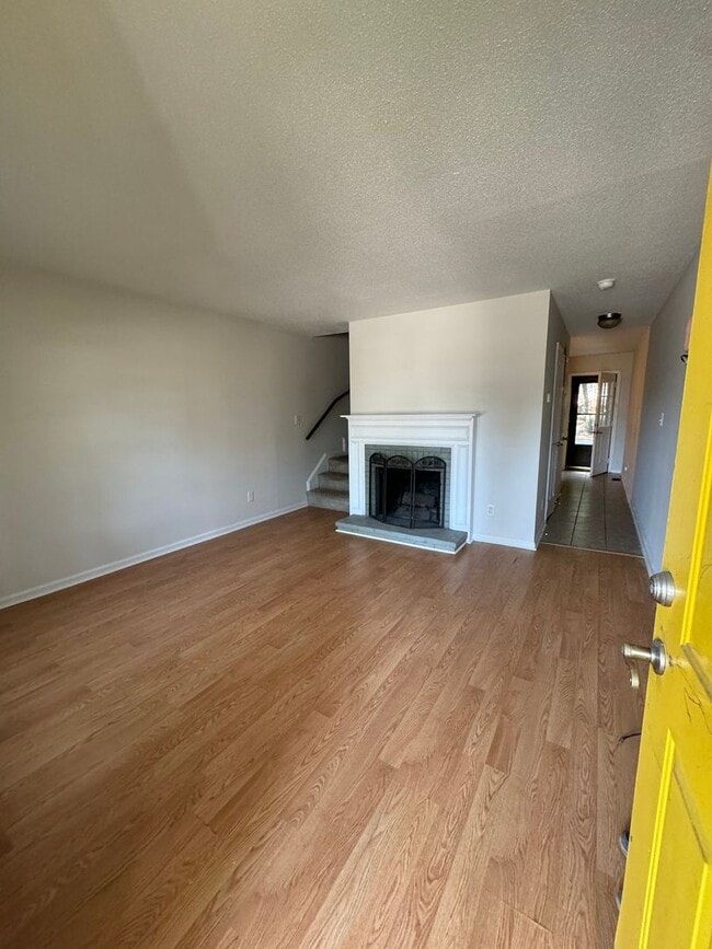 Photo - 1423 Wake Forest Rd Unidad B