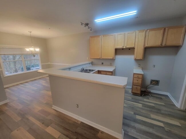 Photo - 1013 Claret Ln