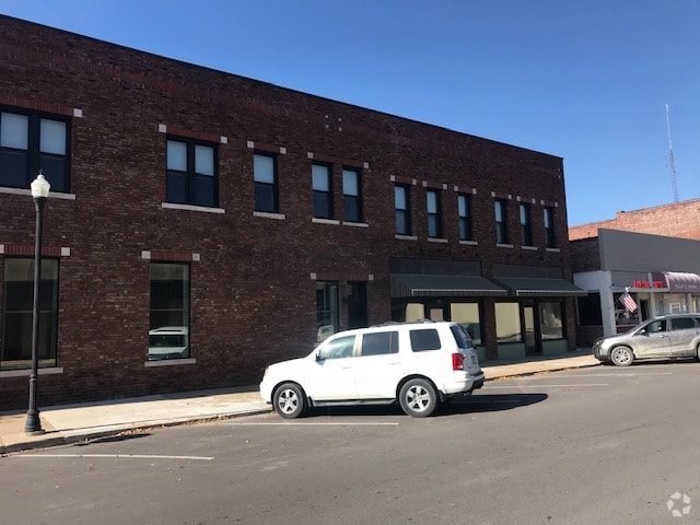 Building Photo - 205 N Williams St Rental
