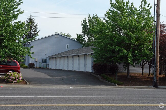 Sunshine Meadows Apartments - Sunshine Meadows