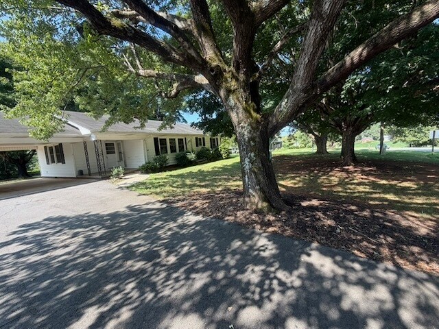Photo - 5324 NC67