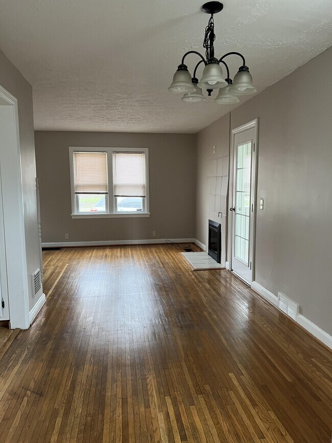 Photo - 1619 South Ave