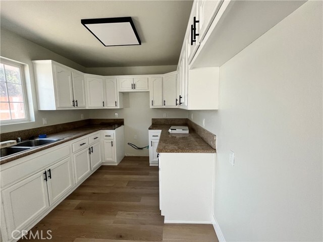 Photo - 1004 S Riverside Ave