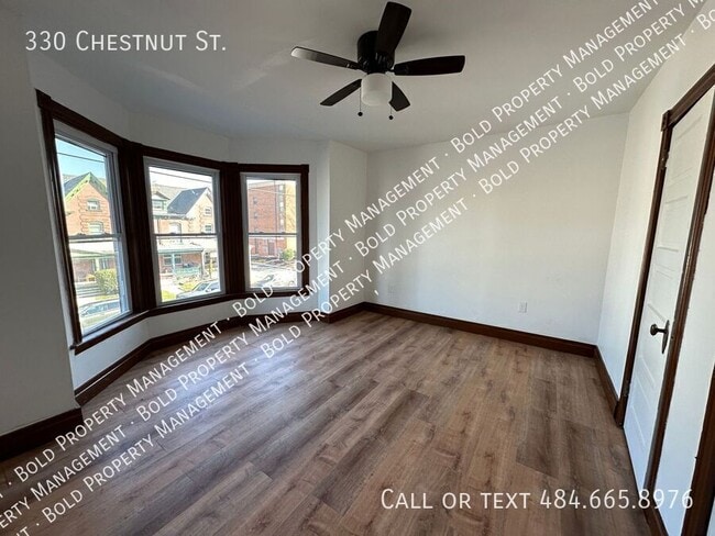 Photo - 330 Chestnut St