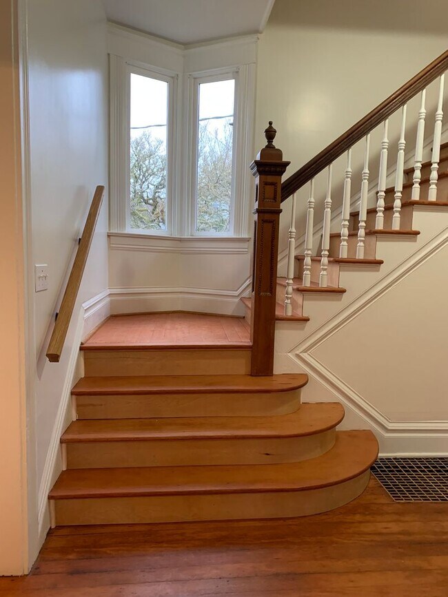 Photo - Stately Beauty with 3BR 1.5BA
