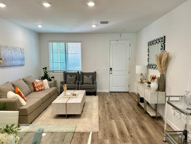 Photo - Stunning two story home 5 bedroom in Cadence!