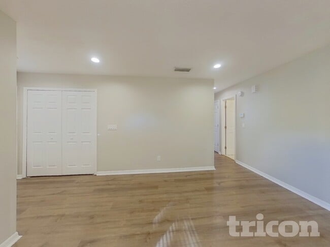 Photo - 2705 Knollwood Trail