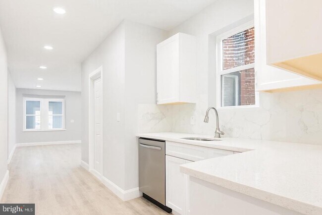 Photo - 6515 Torresdale Ave