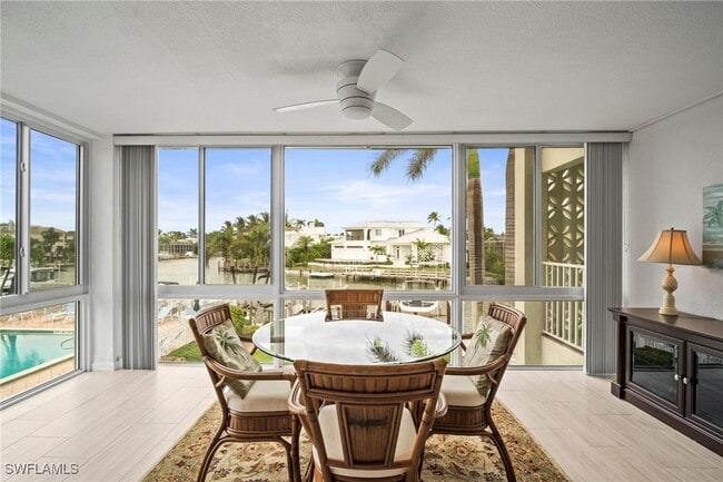 Photo - 2100 Gulf Shore Blvd N Unidad 220