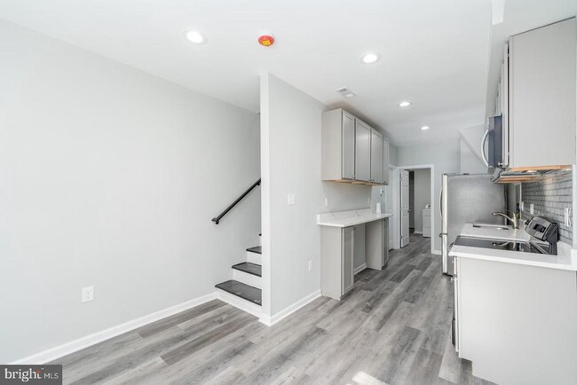 Photo - 1322 Sargeant St Townhome