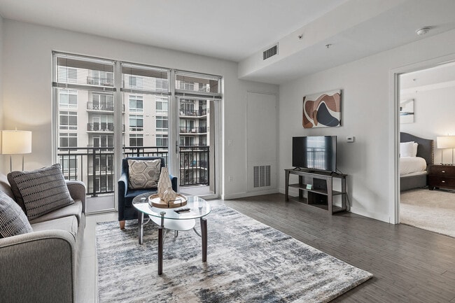 Photo - 301 Commons Park S Unit FL6-ID1050413P