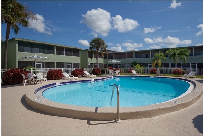 Building Photo - The Oceanaire
