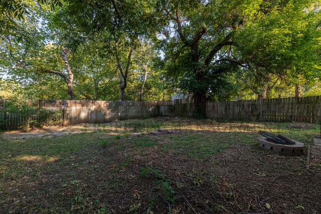 Photo - 2046 N Burns Ave