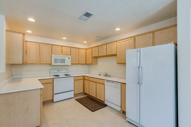 Photo - 15225 N 100th St Unit 15225 N 100th St #2200 - KREBS