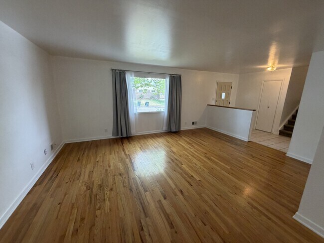 Photo - 10632 Brewer Dr