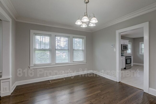 Photo - 2431 E 68th St