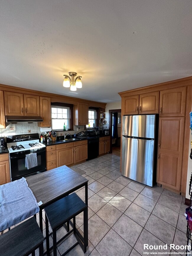17 Cufflin St Unit 1