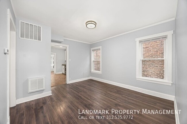 Photo - 3817 N Sawyer Ave Unit 2