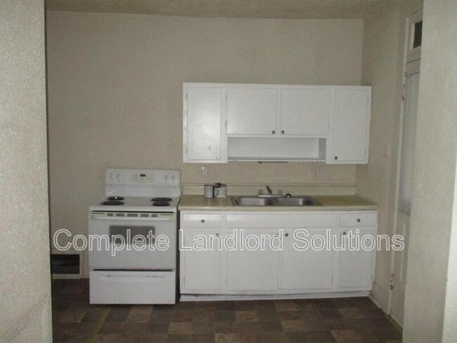 Photo - 1231 S 10th St