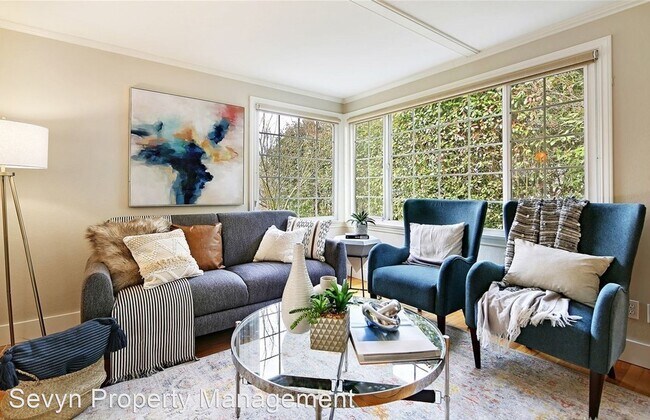 Photo - 2 br, 1 bath House - 6318 37th Ave. SW