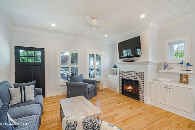Photo - 600 Mercer Ave