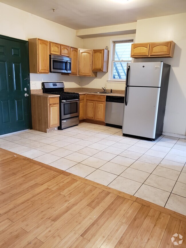 Building Photo - 385 Avenue C Unit 3 Rental