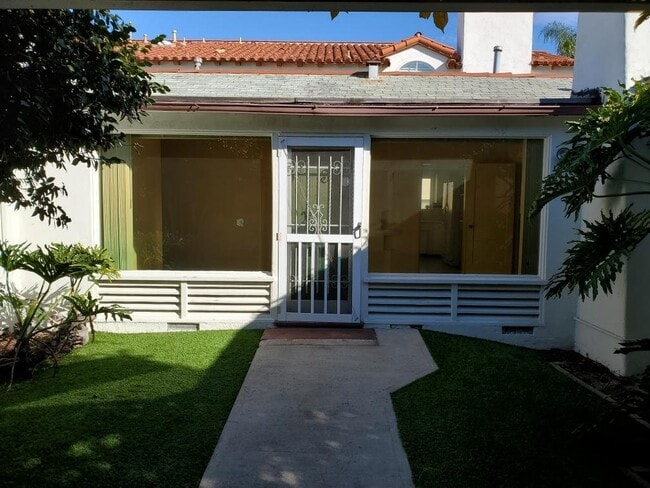 260 C Ave