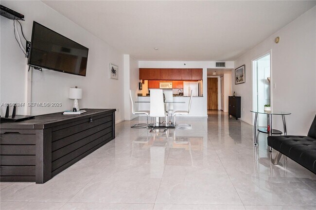 Photo - 1200 Brickell Bay Dr Unit 3821