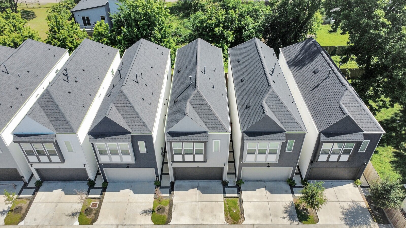 Photo - 318 Neyland St