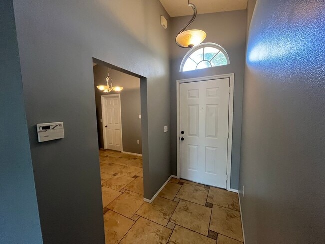 Photo - 2304 Hickory Pine St