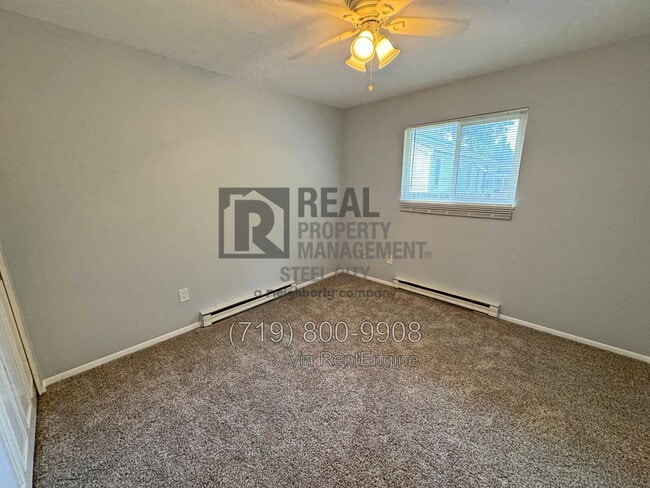 Photo - 1608 W Summit Ave