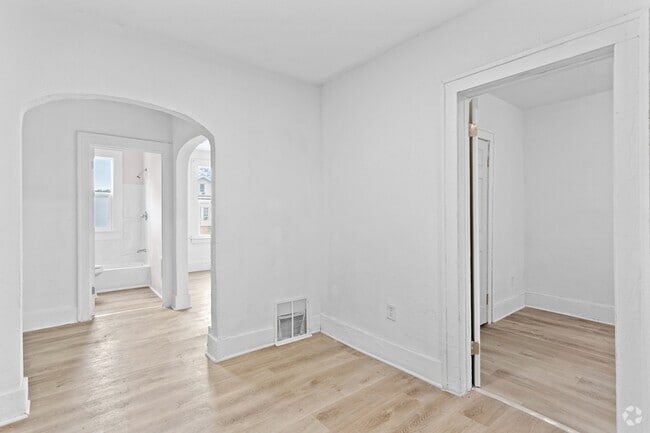 Building Photo - 7405 Garden St Rental