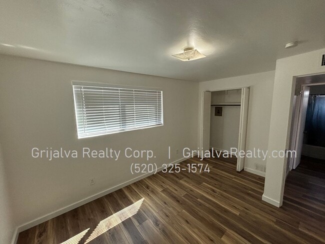 Photo - 2536 N Columbus Blvd Unidad 2538