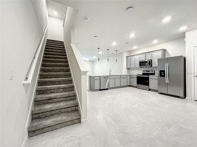 Photo - 2021 Canny Cv