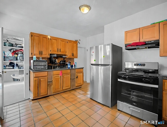 Photo - 1872 North Ave Unidad 2nd Floor