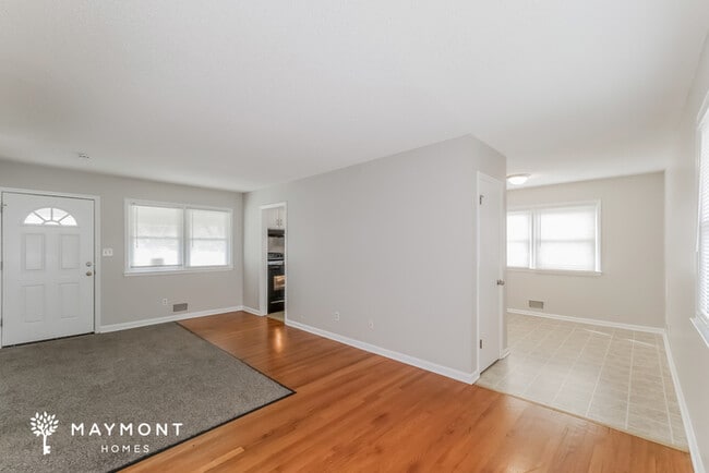 Photo - 11016 E 51 St S
