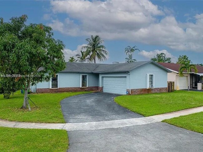 Photo - 10900 NW 28th St House
