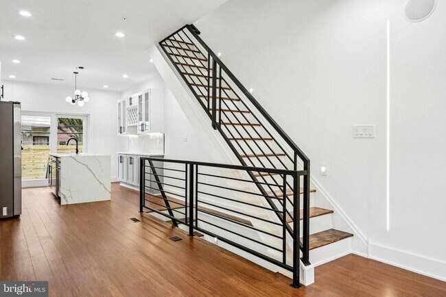 Photo - 2602 Earp St