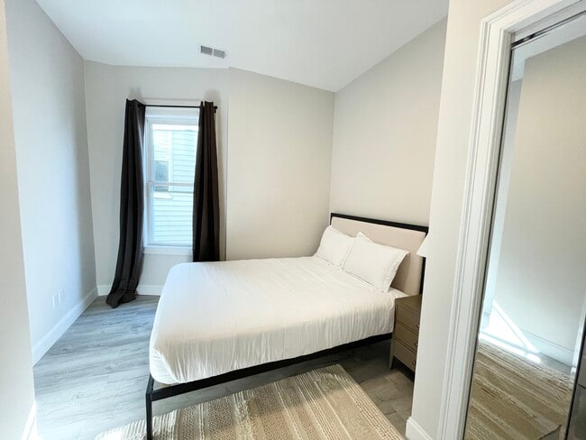 Photo - 23 Newport St Unit 3