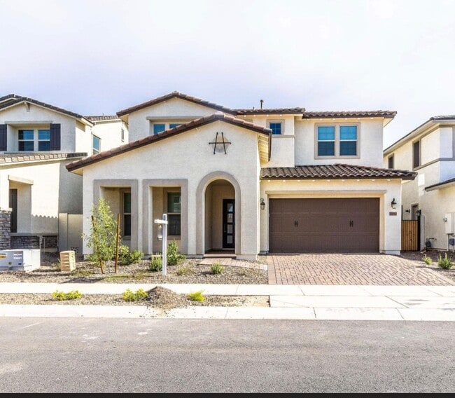 Photo - 21063 E Mayberry Rd