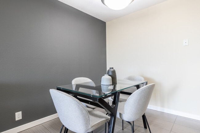 Photo - 1050 Benton St Unidad FL1-ID1979