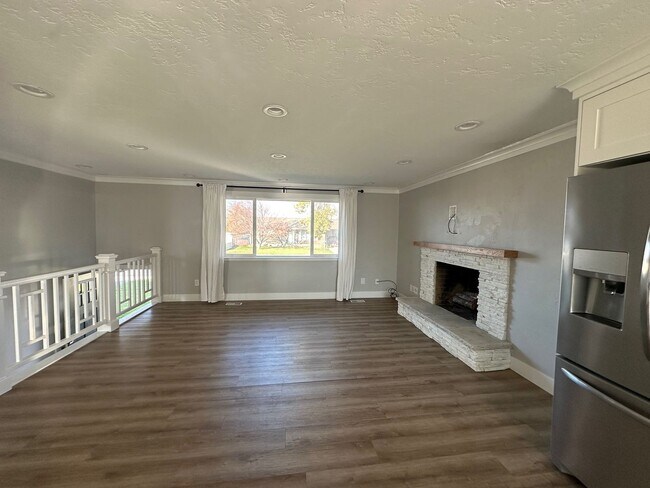 Photo - Orem Duplex - Upstairs