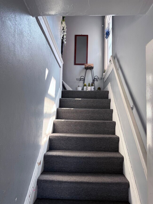 1501 76th St Unit 2