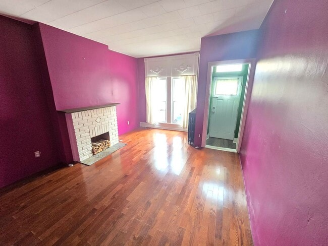 Photo - Beautiful 2 Bedroom 1.5 Bathrooms Patterson Park