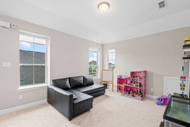 Photo - 4106 Sherman Oak Ln