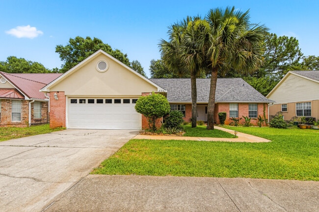 Building Photo - 855 Mande Ct