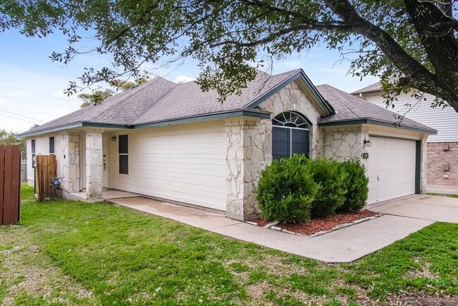 Photo - 809 Bushmills Ct