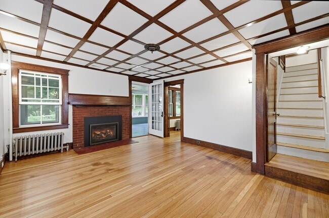 Photo - 24 Hildreth St